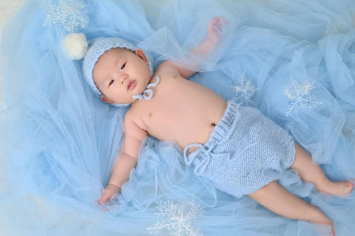 阿勒泰孕妇三个月肚子多大 阿勒泰孕妇三个月肚子多大